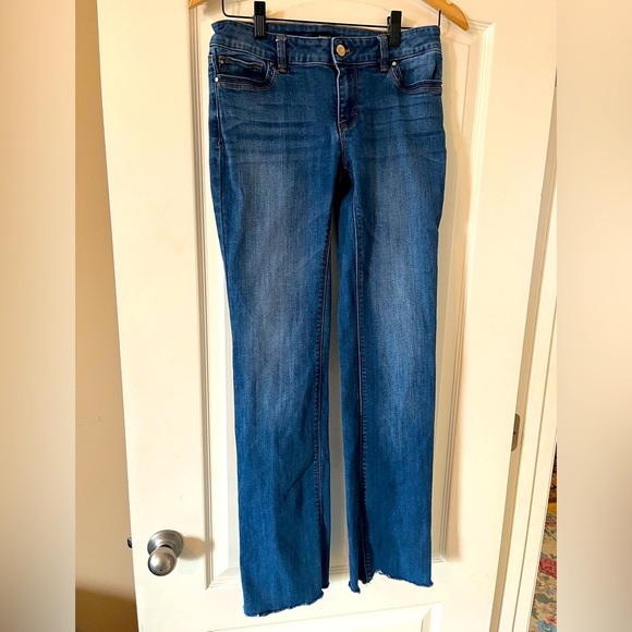 White House Black Market Denim - White House Black Market Medium Wash Boot Leg Jeans Women’s size 2